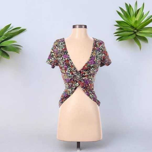 Shein Floral Blouse | SIZE S - Picture 1 of 6